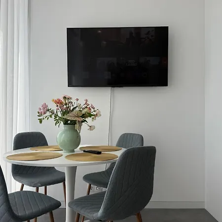 Apartamento White River View 206 *